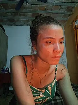 HelenHoltz online show from March 4, 11:00 pm