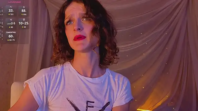 Soo dreamy online show from December 19, 1:21 am