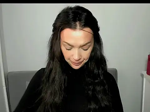 OliviaFantasy online show from April 1, 9:21 am