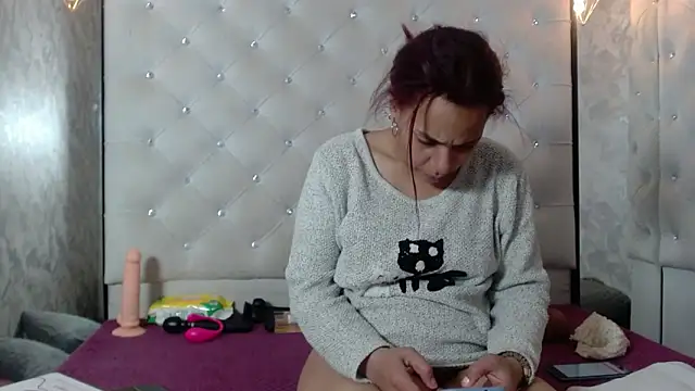 VALENTINA3x online show from November 22, 4:15 am