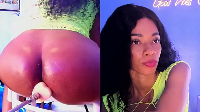 sashamonroe   online show from October 21, 12:31 pm