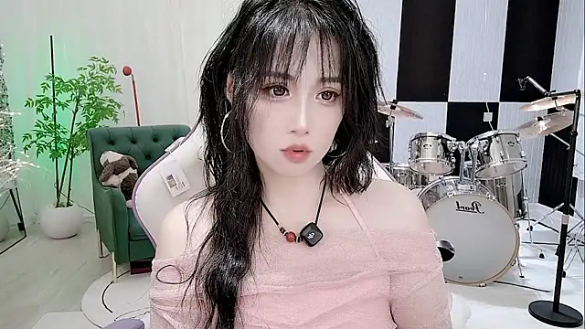 Snapshot of Vaness-a chatting on October 8, 12:37 am Vaness-a online show from October 8, 12:37 am