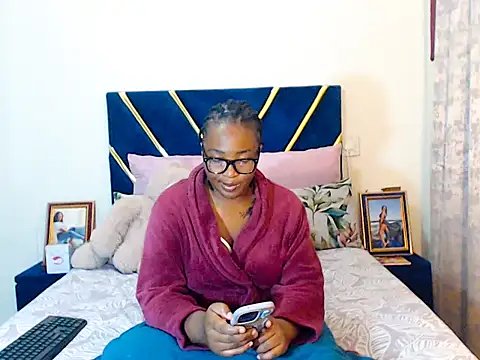 veronica1xxx online show from March 6, 1:12 am