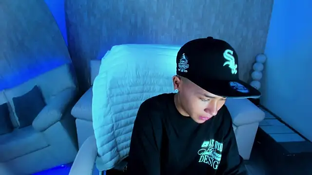 nova sex01 online show from September 24, 4:55 am