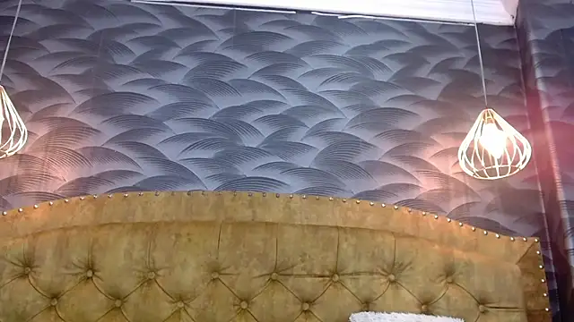 NahomiFireSex online show from December 2, 4:47 am