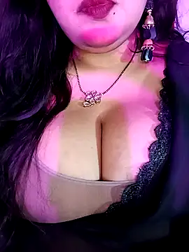 Suhanakhan00 online show from January 14, 6:29 am