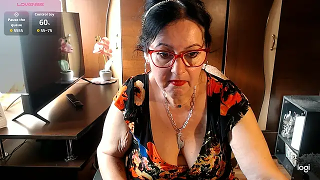 exymilf  online show from October 30, 12:17 pm