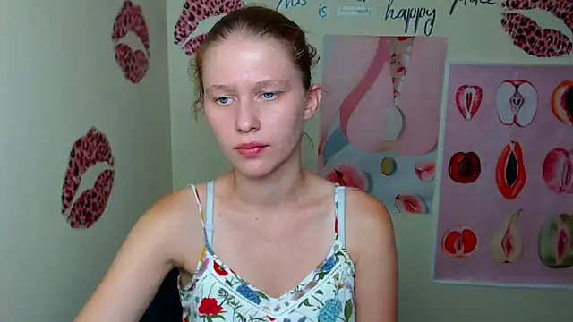 Snapshot of StellaCRL chatting on September 13, 12:02 pm StellaCRL online show from September 13, 12:02 pm