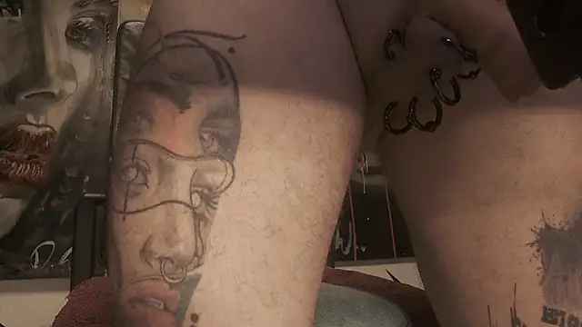 dani4334 online show from February 18, 9:58 pm