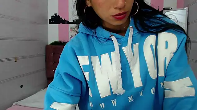 Snapshot of sara_caplerx chatting on September 10, 12:27 pm sara caplerx online show from September 10, 12:27 pm