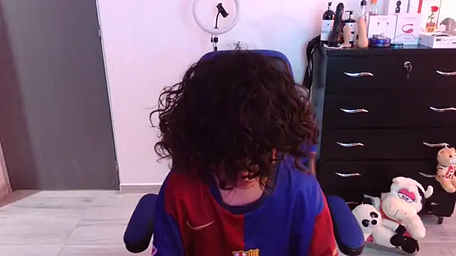 thomascooper7 online show from November 2, 7:50 pm