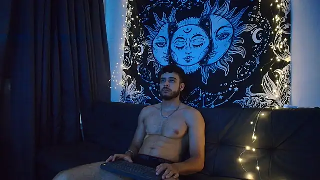 geordi and sofia online show from April 1, 11:13 pm