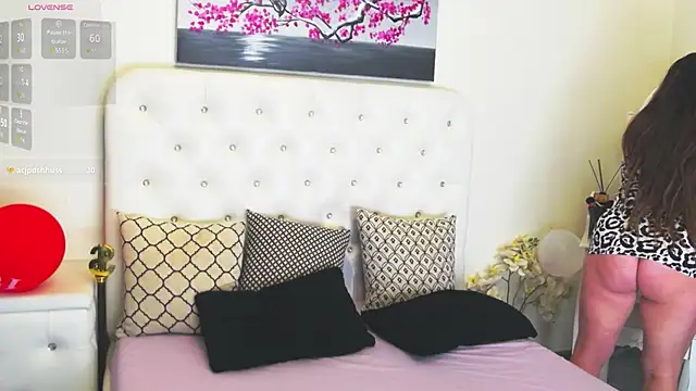 Ysabell01 online show from November 2, 5:22 am