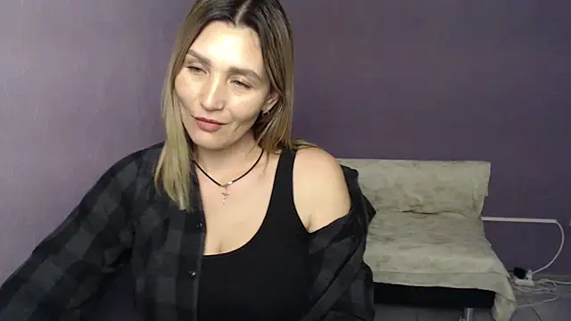 Snapshot of _sexy_lady chatting on September 24, 3:33 pm sexy lady online show from September 24, 3:33 pm