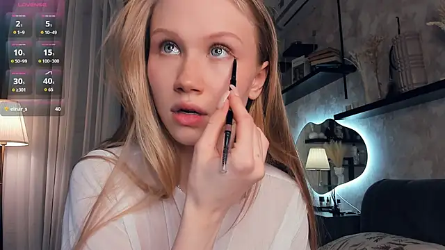 Snapshot of AnitaaClark chatting on September 10, 7:03 pm AnitaaClark online show from September 10, 7:03 pm