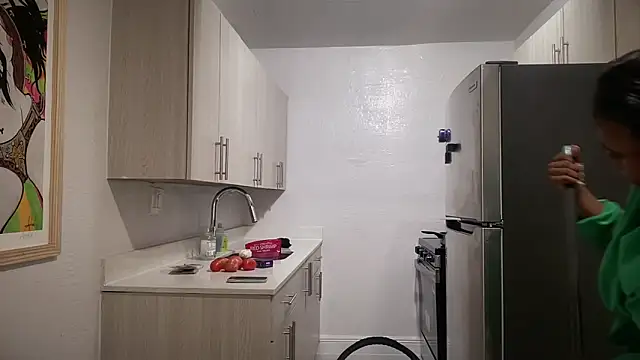 miamiworld online show from March 25, 11:51 pm