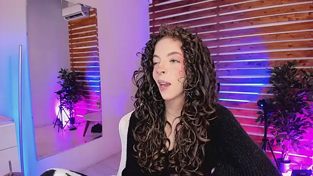 Sapphire Venuss online show from March 30, 1:49 am