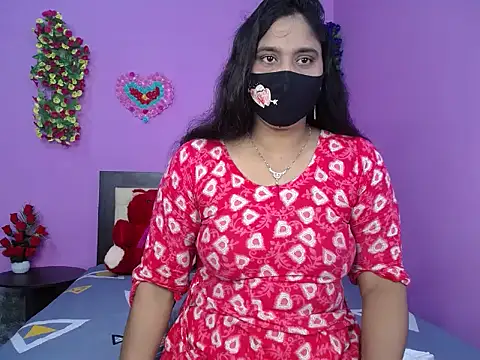 Hot Maleka online show from October 31, 2:35 am