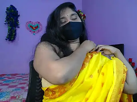 Hot Maleka online show from April 9, 4:45 pm