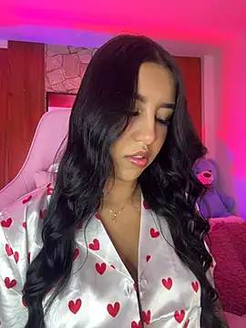 Tamara Roberts1 online show from February 15, 2:47 am