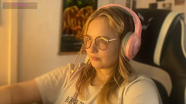 JacyWinslat online show from September 18, 2:15 pm