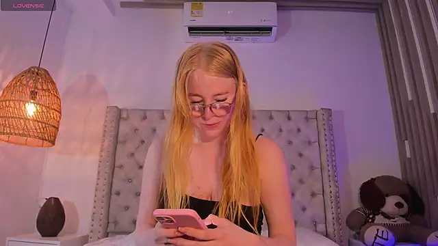 Alexa Handler online show from November 20, 7:37 pm