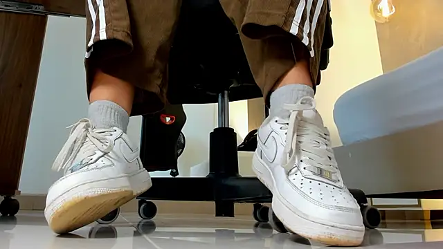 alma fenix online show from November 1, 12:53 pm