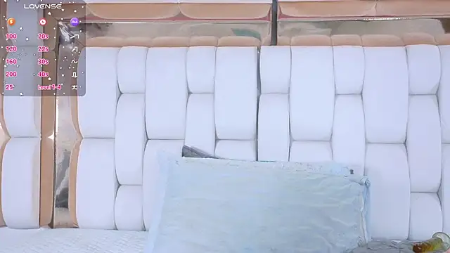 hotlatinateacher online show from March 1, 11:54 am