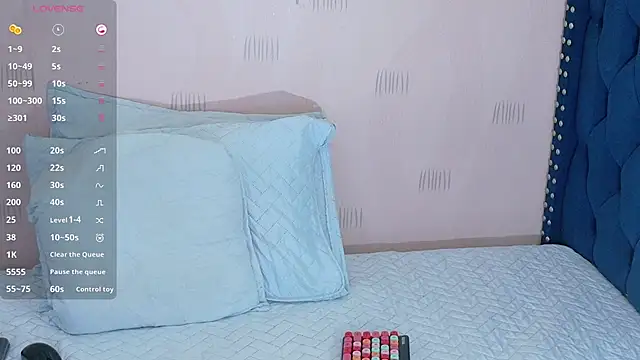 hotlatinateacher online show from September 17, 7:56 pm