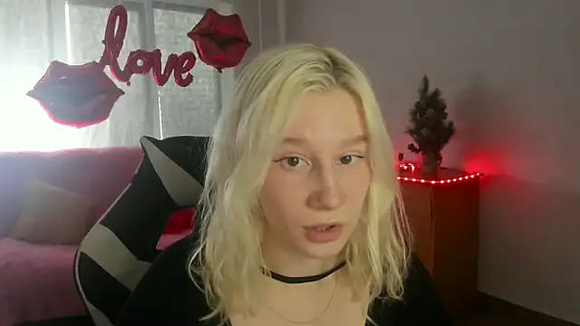 EnigmaSee online show from March 8, 2:04 am