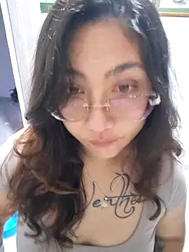 Mia Ruiz online show from November 19, 3:17 am