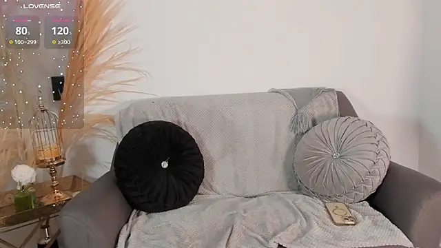 Chrishell  online show from December 21, 2:16 am