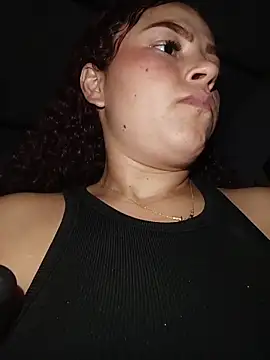 Mommy-Hot online show from April 17, 9:50 pm