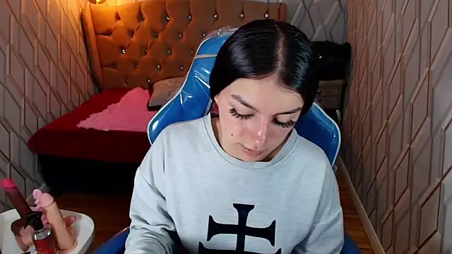 Angelchristix online show from April 20, 6:11 pm