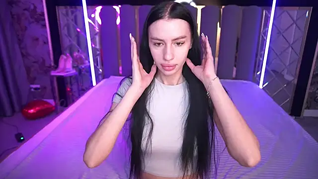 Snow WhiteeeX online show from April 4, 5:39 am