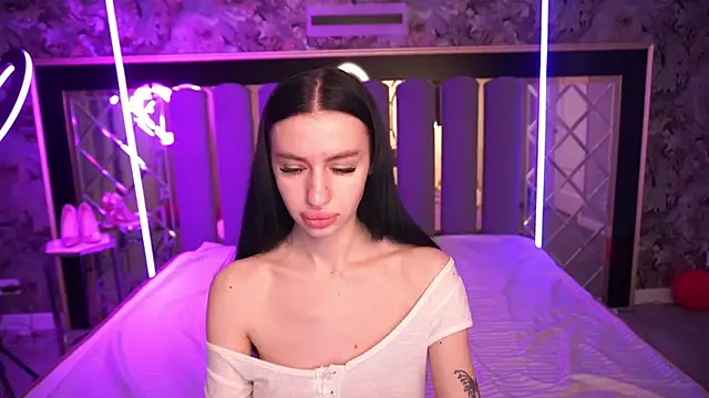 Snow WhiteeeX online show from March 25, 6:38 am