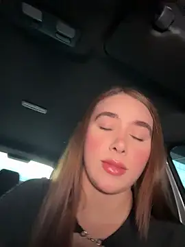 Lanataylor- online show from February 25, 10:52 pm