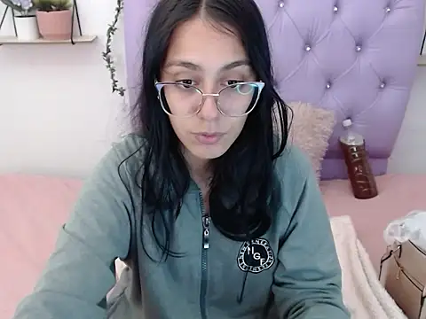 Freyja 01 online show from October 18, 12:03 am