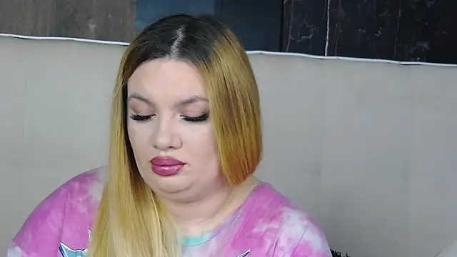 MelanieBrownn online show from January 17, 7:27 am