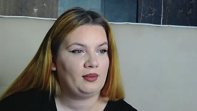 MelanieBrownn online show from December 21, 6:28 am