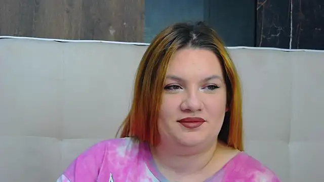 MelanieBrownn online show from December 17, 7:12 am