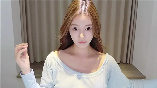initial-lucky online show from May 19, 2:13 pm