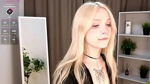 Naughty  Couplles online show from April 5, 3:16 am