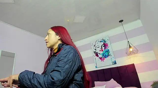 Scarlett  bell online show from November 5, 1:16 pm