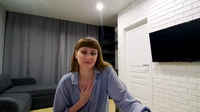 Daniella Lorente online show from May 15, 10:56 pm