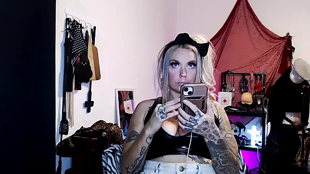 Ryder D Bauchery online show from March 9, 2:15 am