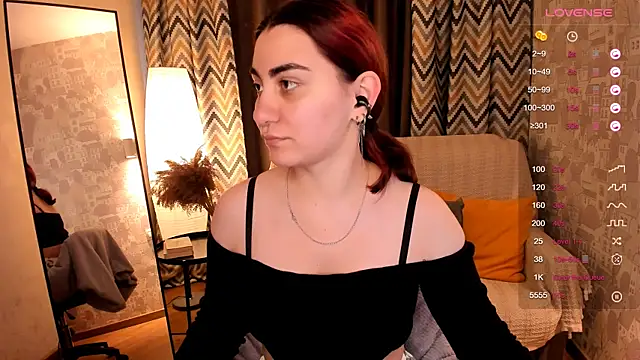 hannacheekss  online show from September 11, 2:23 am