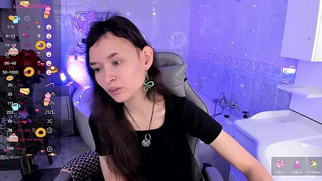 Emily Strikeee online show from November 23, 10:06 am