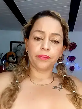 ariellth online show from September 15, 8:49 pm