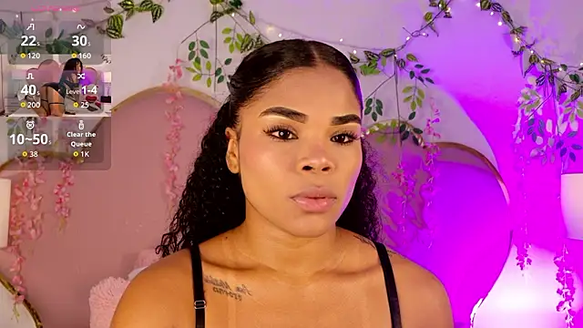 NahiaraReina online show from March 6, 2:01 pm